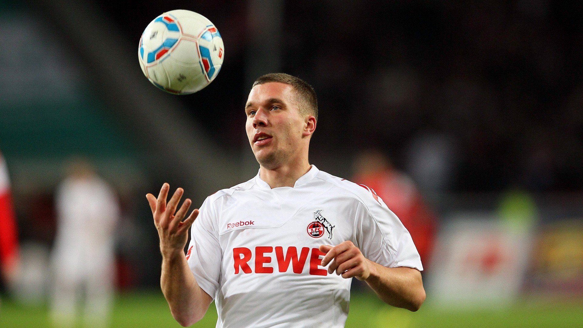 公牛前锋接受电视专访分享赛场故事，公牛以前的中锋