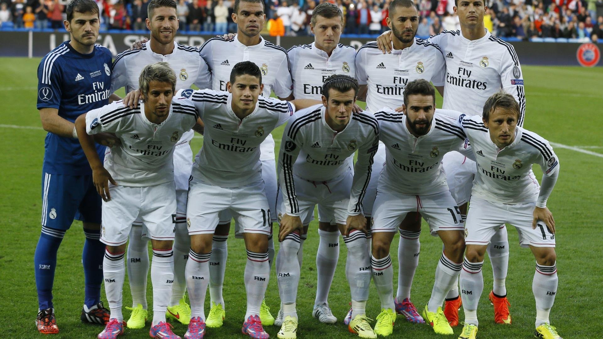 德甲火热对决：两球逆转展现足球魅力，德甲 用球